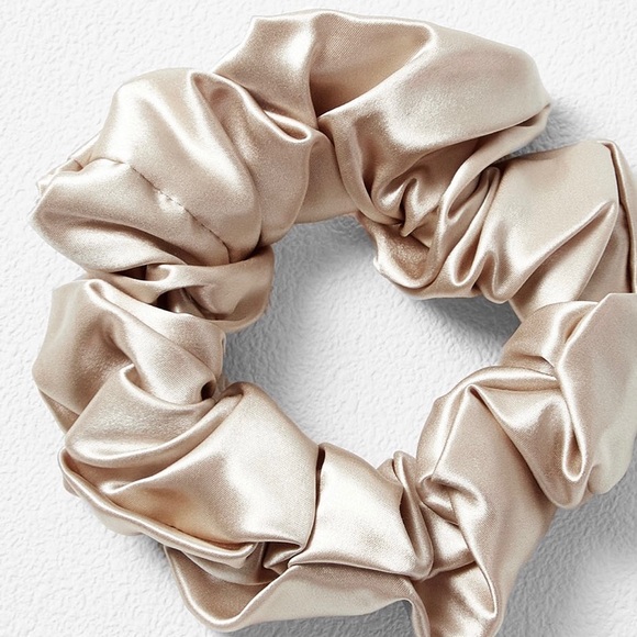 MOTF Silk Hair Band #9 - Picture 1 of 6